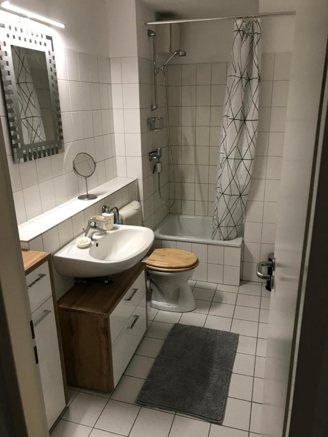 Apartment Stadtwohnung Im Zentrum Mit 24-7 Self Check-in, Wlan & Smart Tv *